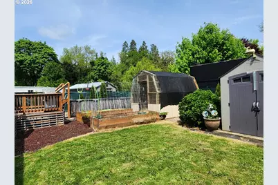 430 Birch St, Drain, OR 97435 - Photo 3