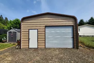 430 Birch St, Drain, OR 97435 - Photo 5