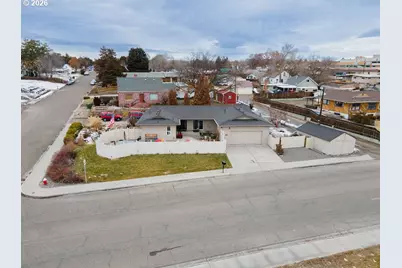 585 S Park Blvd, Ontario, OR 97914 - Photo 3