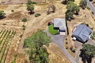 3721 Colonial Rd, Roseburg, OR 97471 - Photo 43