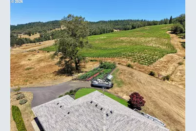 3721 Colonial Rd, Roseburg, OR 97471 - Photo 35