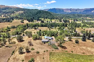 3721 Colonial Rd, Roseburg, OR 97471 - Photo 47