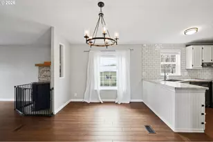 501 NW 3rd St, Dufur, OR 97021 - Photo 11