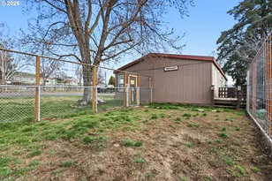 501 NW 3rd St, Dufur, OR 97021 - Photo 41