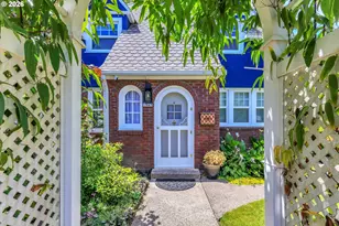 1945 SE 20th Ave, Portland, OR 97214 - Photo 3