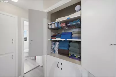 12101 SE Lincoln St, Portland, OR 97216 - Photo 13