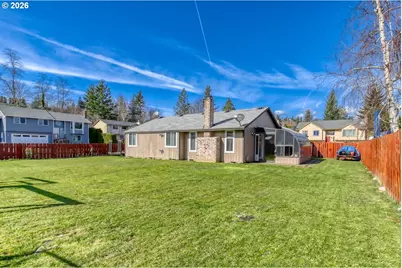 230 SW 22nd St, Troutdale, OR 97060 - Photo 27