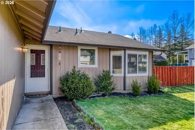 230 SW 22nd St, Troutdale, OR 97060 - Photo 3