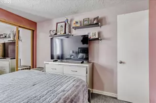 230 SW 22nd St, Troutdale, OR 97060 - Photo 15