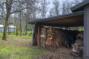 215 Kennaday Ln, Glide, OR 97447 - Photo 25