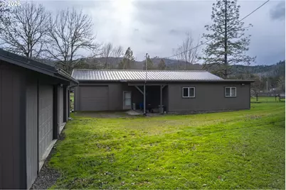 215 Kennaday Ln, Glide, OR 97447 - Photo 31