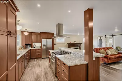 12935 SW Rita Dr, Beaverton, OR 97005 - Photo 5