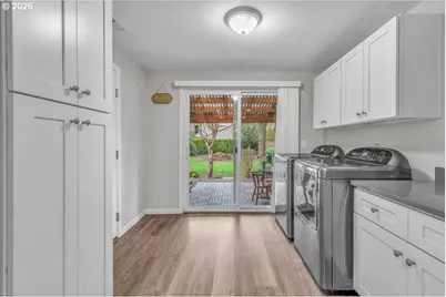 1461 NE 12th Ave, Hillsboro, OR 97124 - Photo 15