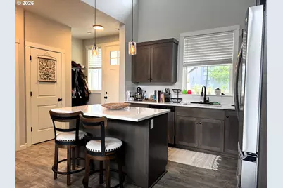 1864 John Muir Cir, Salem, OR 97302 - Photo 5