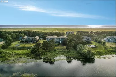 89945 Ocean Dr, Warrenton, OR 97146 - Photo 37