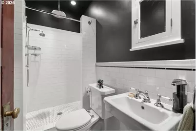216 SE 17th Ave, Portland, OR 97214 - Photo 13
