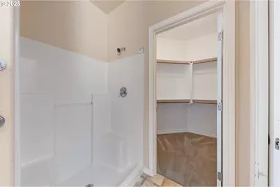 1368 SE Barberry Ave, Dallas, OR 97338 - Photo 15