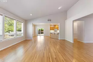 1368 SE Barberry Ave, Dallas, OR 97338 - Photo 5