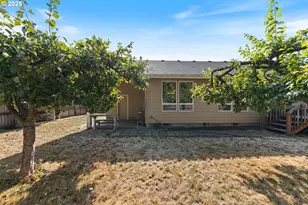 1368 SE Barberry Ave, Dallas, OR 97338 - Photo 27