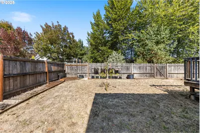 1368 SE Barberry Ave, Dallas, OR 97338 - Photo 31