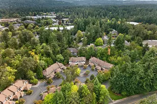 3926 Carman Dr, Lake Oswego, OR 97035 - Photo 29