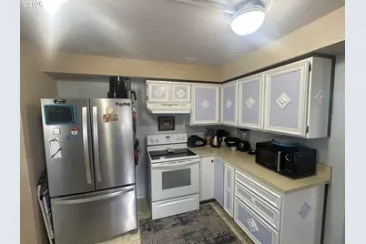 2063 Alder Ave, Reedsport, OR 97467 - Photo 9