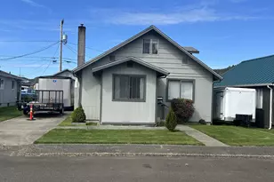 2063 Alder Ave, Reedsport, OR 97467 - Photo 1