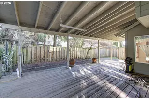 1758 NW 18th Ct, Gresham, OR 97030 - Photo 37