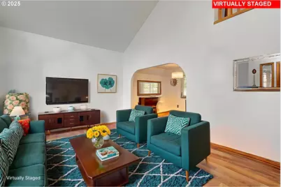 1758 NW 18th Ct, Gresham, OR 97030 - Photo 3