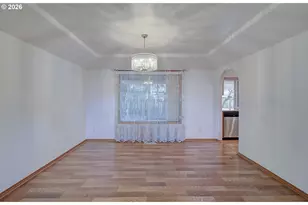 1758 NW 18th Ct, Gresham, OR 97030 - Photo 9