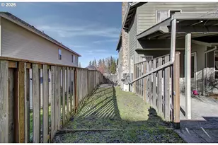 1758 NW 18th Ct, Gresham, OR 97030 - Photo 41