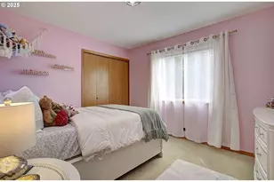 1758 NW 18th Ct, Gresham, OR 97030 - Photo 27