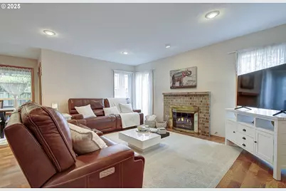 1758 NW 18th Ct, Gresham, OR 97030 - Photo 21