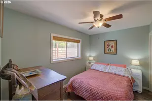 335 9th Ave, Seaside, OR 97138 - Photo 15