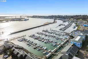 890 SE Bay Blvd., Newport, OR 97365 - Photo 35