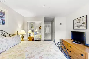 890 SE Bay Blvd., Newport, OR 97365 - Photo 21