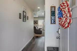 1875 SE Blueberry St, Dallas, OR 97338 - Photo 5