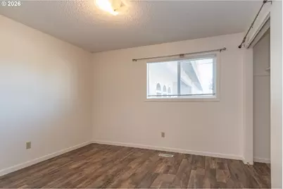 3085 W Shasta Ave, Roseburg, OR 97471 - Photo 23