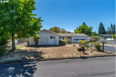 3085 W Shasta Ave, Roseburg, OR 97471 - Photo 45