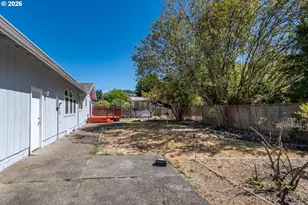 3085 W Shasta Ave, Roseburg, OR 97471 - Photo 39