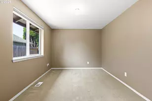 2596 Jamestown St, Woodburn, OR 97071 - Photo 19