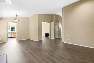 2596 Jamestown St, Woodburn, OR 97071 - Photo 11