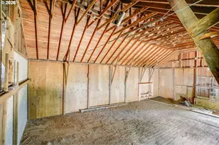 8067 Pokorny Rd NE, Saint Paul, OR 97137 - Photo 27