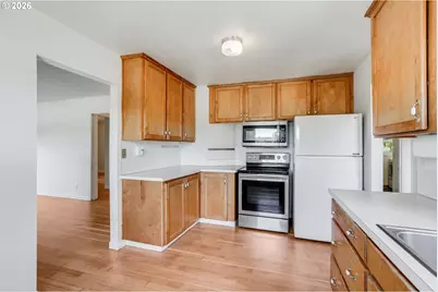 8067 Pokorny Rd NE, Saint Paul, OR 97137 - Photo 11