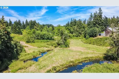 8067 Pokorny Rd NE, Saint Paul, OR 97137 - Photo 3