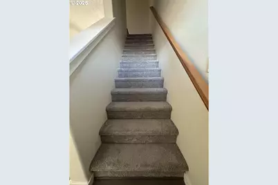 2428 SW Kalama Ave, Redmond, OR 97756 - Photo 9