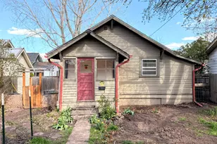 1207 10th St, La Grande, OR 97850 - Photo 1