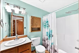 1395 SE 64th Ct, Hillsboro, OR 97123 - Photo 19