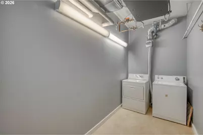 836 S Curry St #1306, Portland, OR 97239 - Photo 27