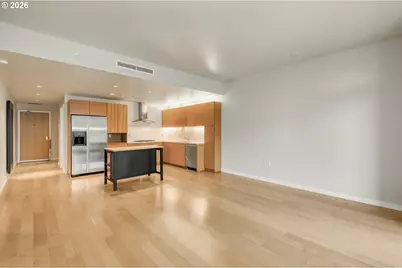 836 S Curry St #1306, Portland, OR 97239 - Photo 9